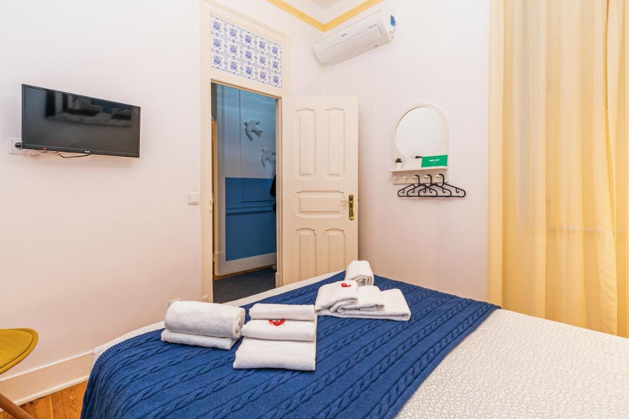 Rainbow Guesthouse 56 Lisboa Ngoại thất bức ảnh